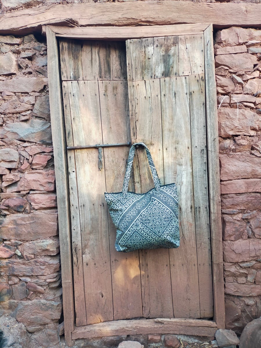  Bag   Black, White Morocco
