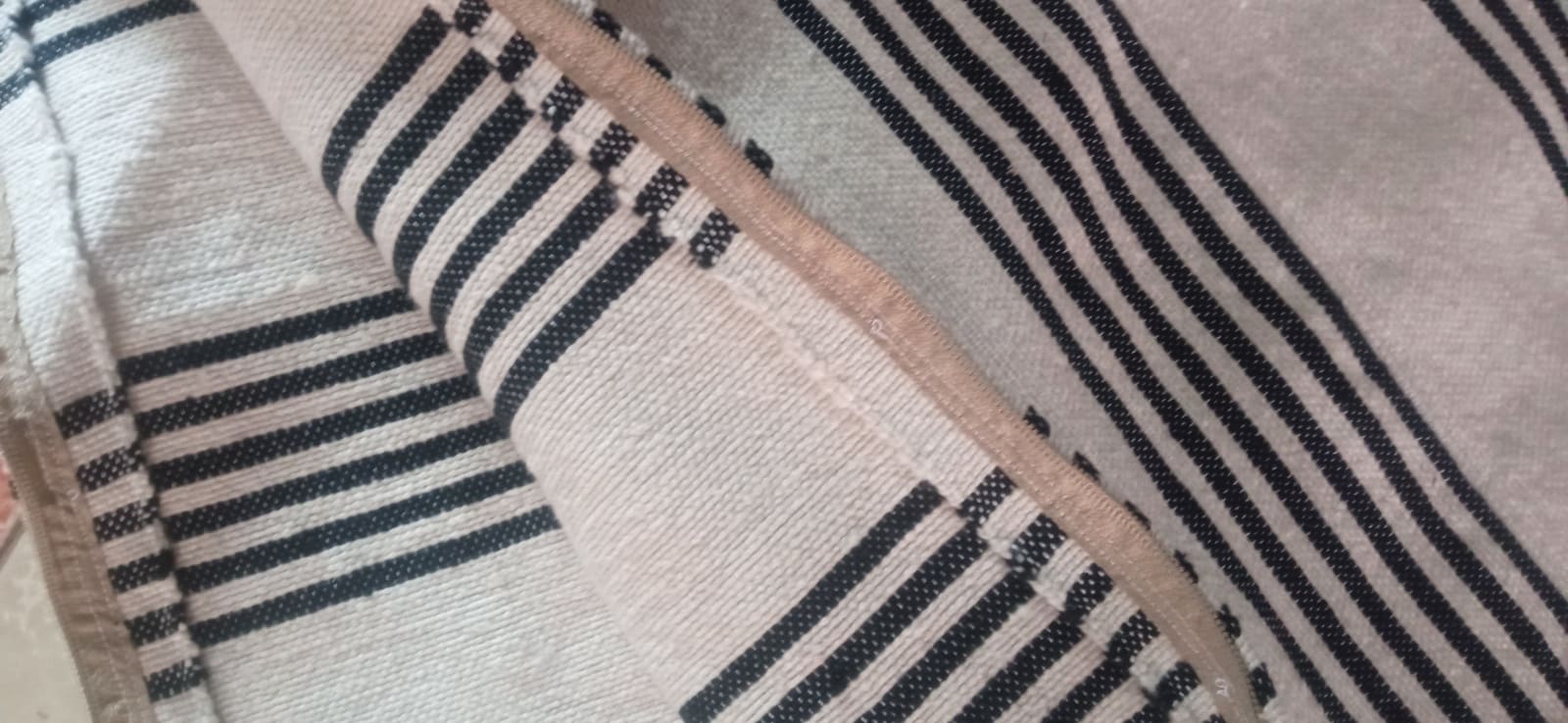  Pillow Cotton Thread Grey, Black Morocco