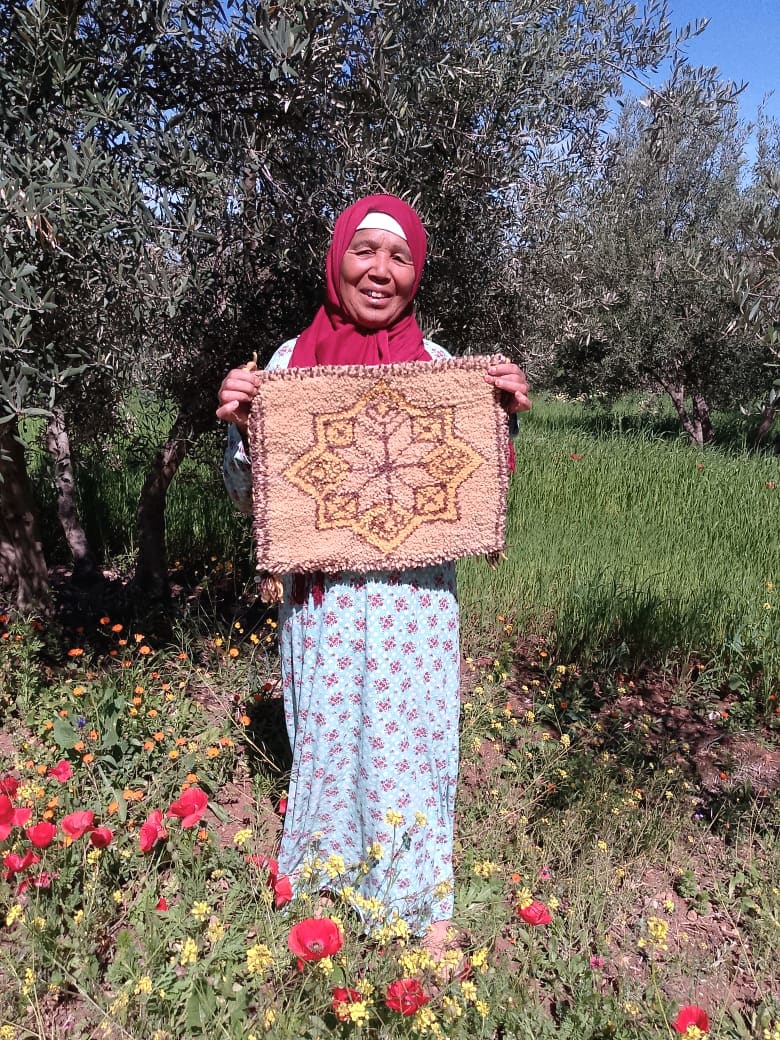  None  Brown, White Morocco