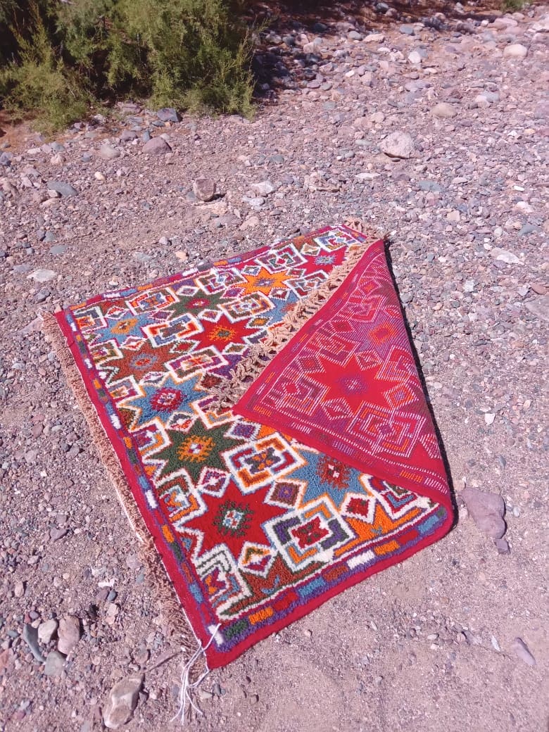 Pileknot rug