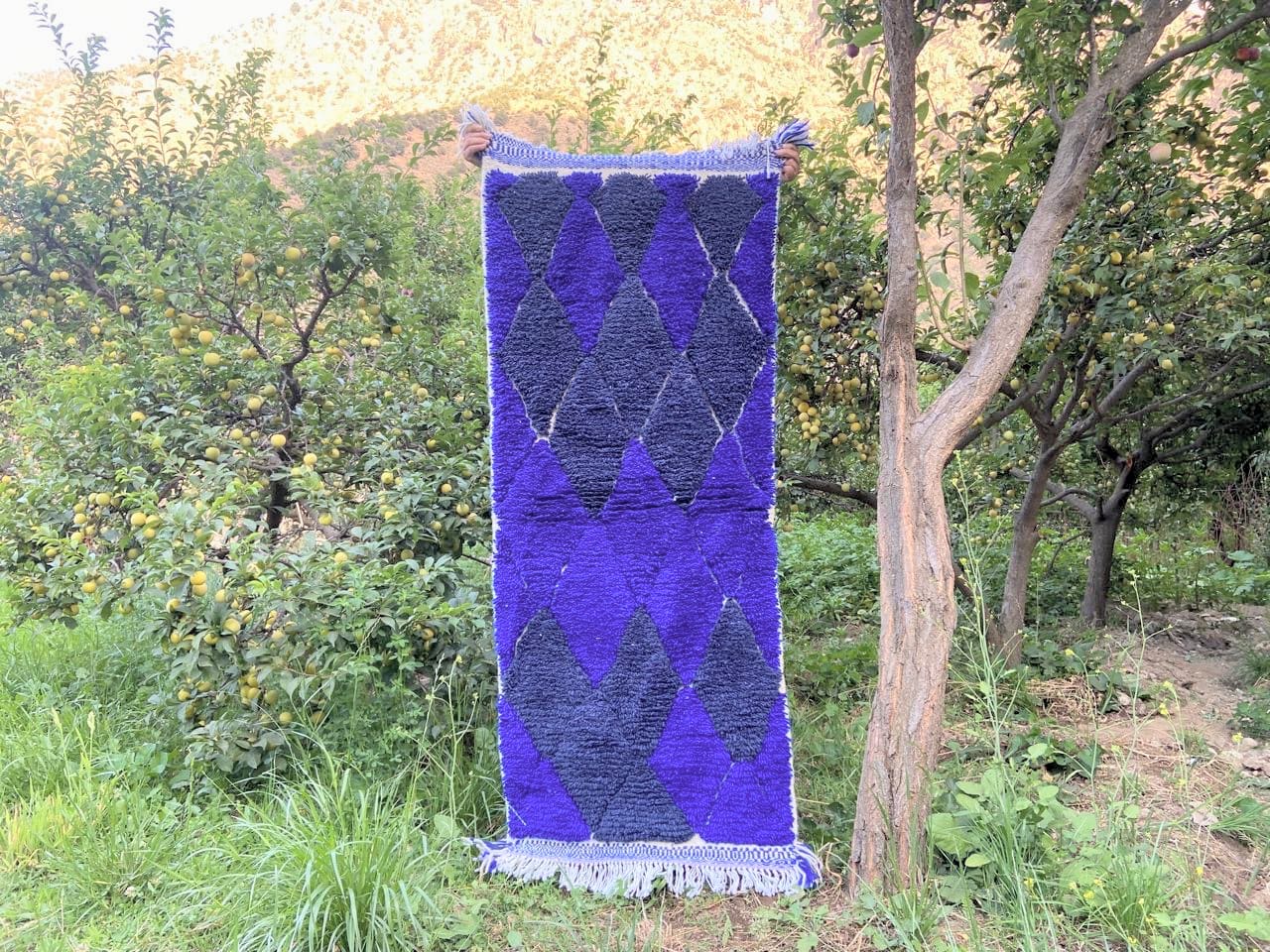 Handmade pileknot rug