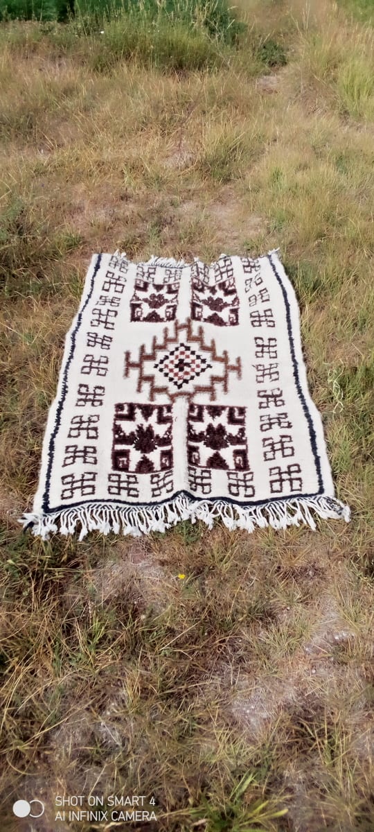  Beni Ourain Rug Wool  and Thread Colored Morocco