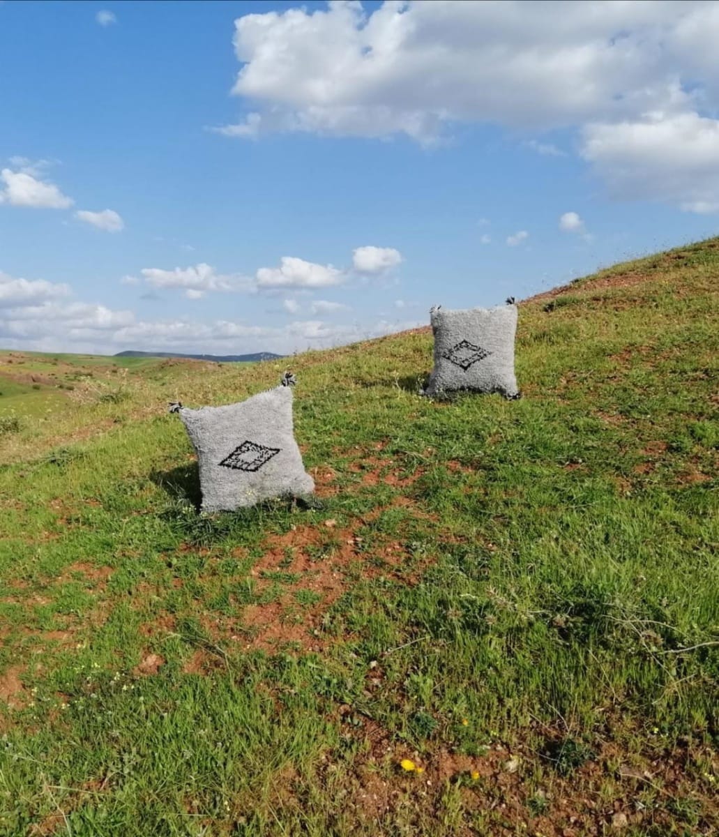  Woven Pillow  Grey, Black Morocco