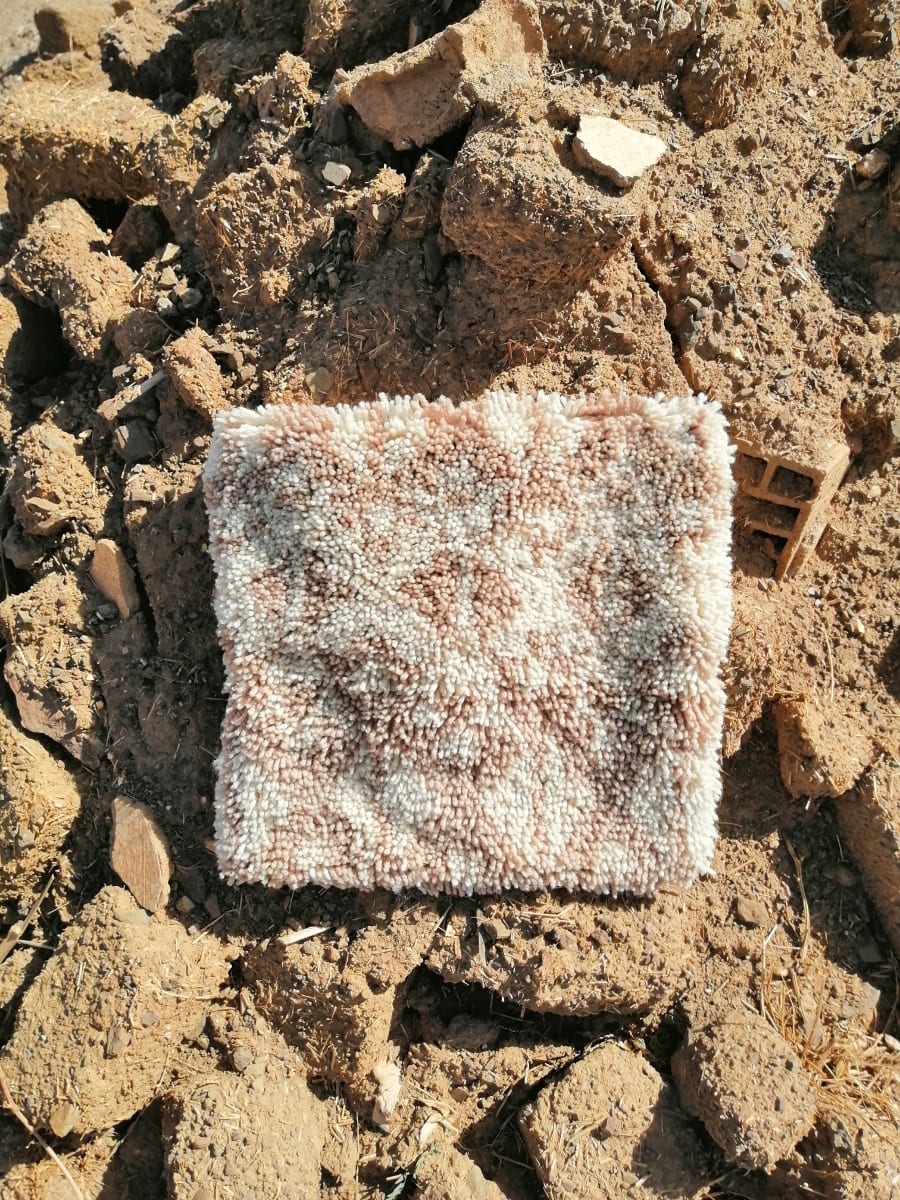 Pillow of wool