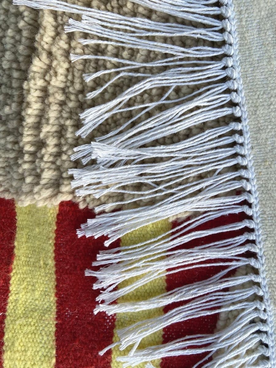 Handmade pileknot rug