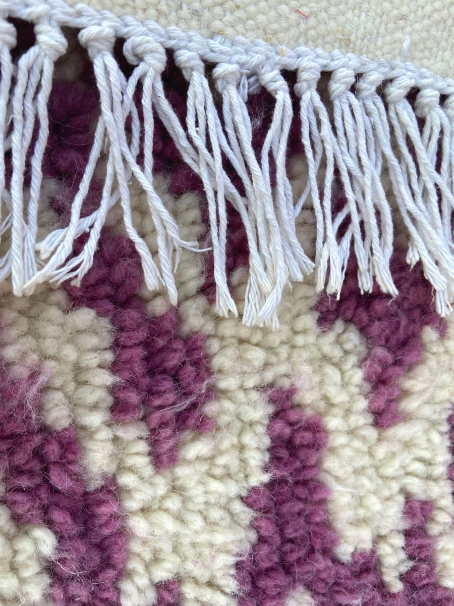 Handmade pileknot rug