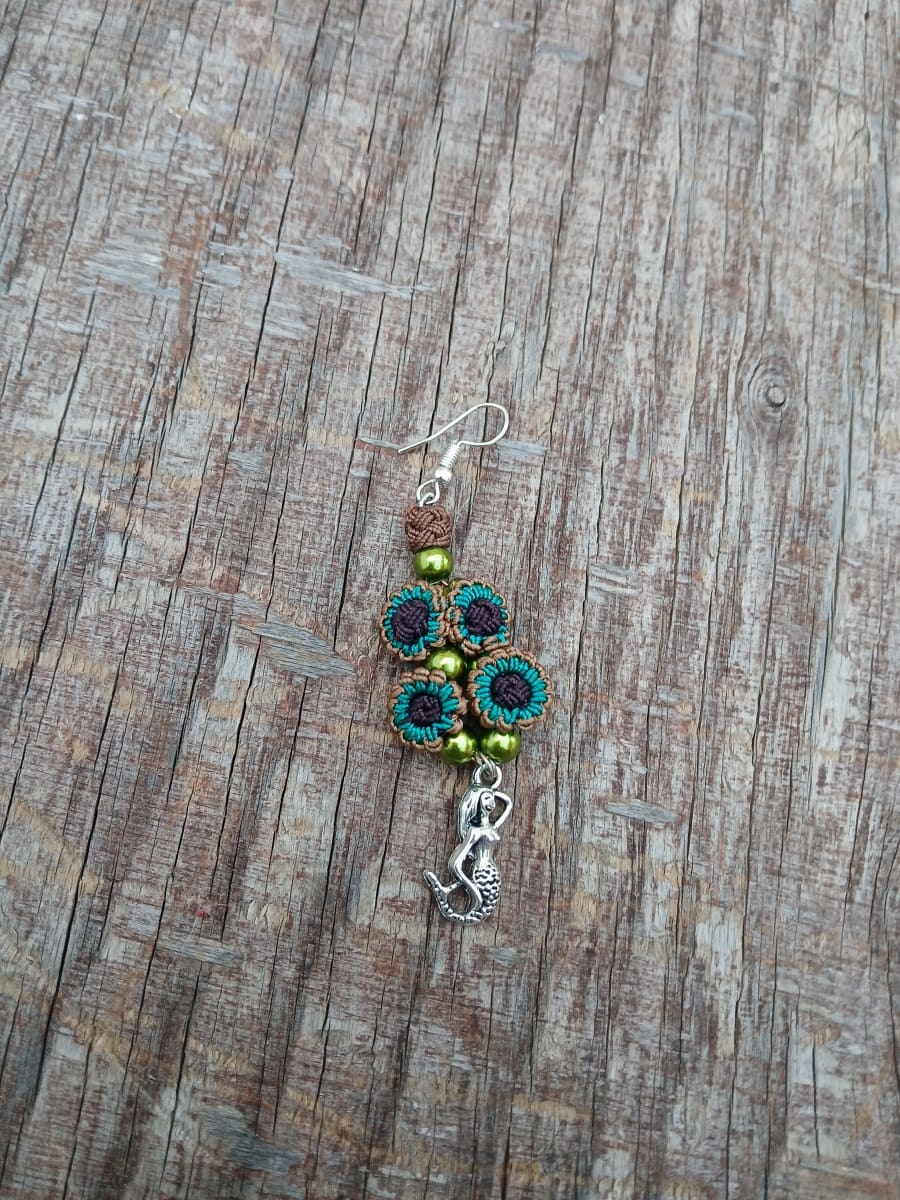  Button Dangle Earrings  Green, Brown Morocco