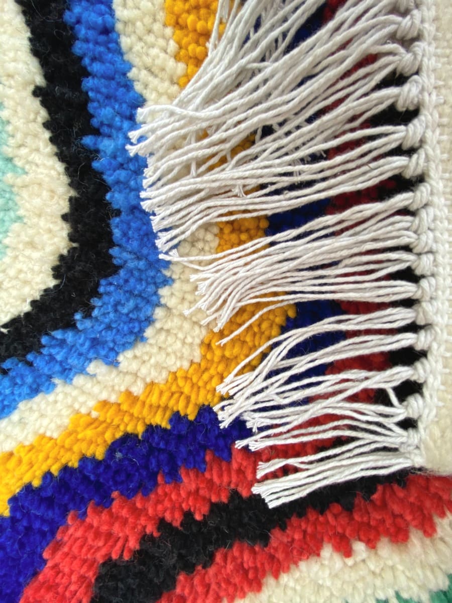 Handmade pileknot rug