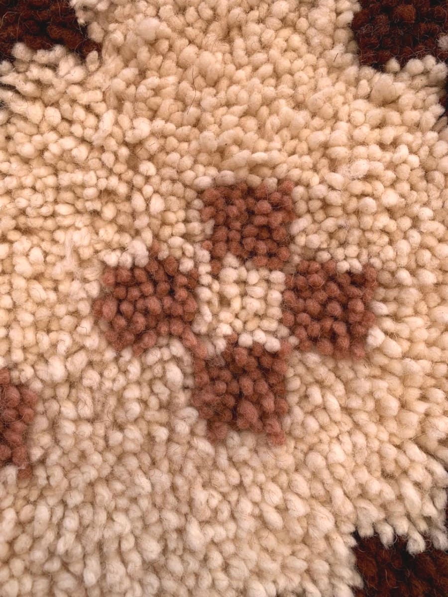Pillow of wool