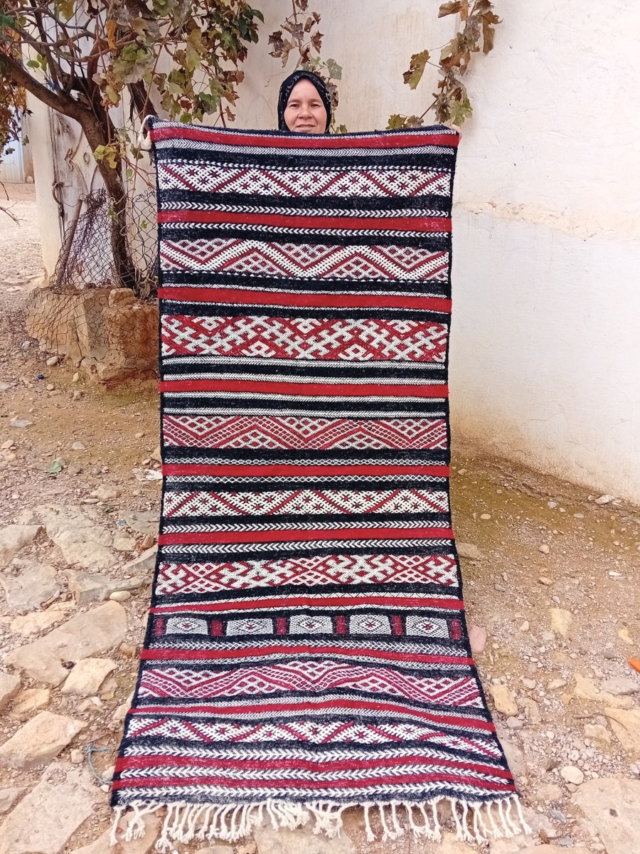  Handmade Flatweave Rug  Red, Black Morocco