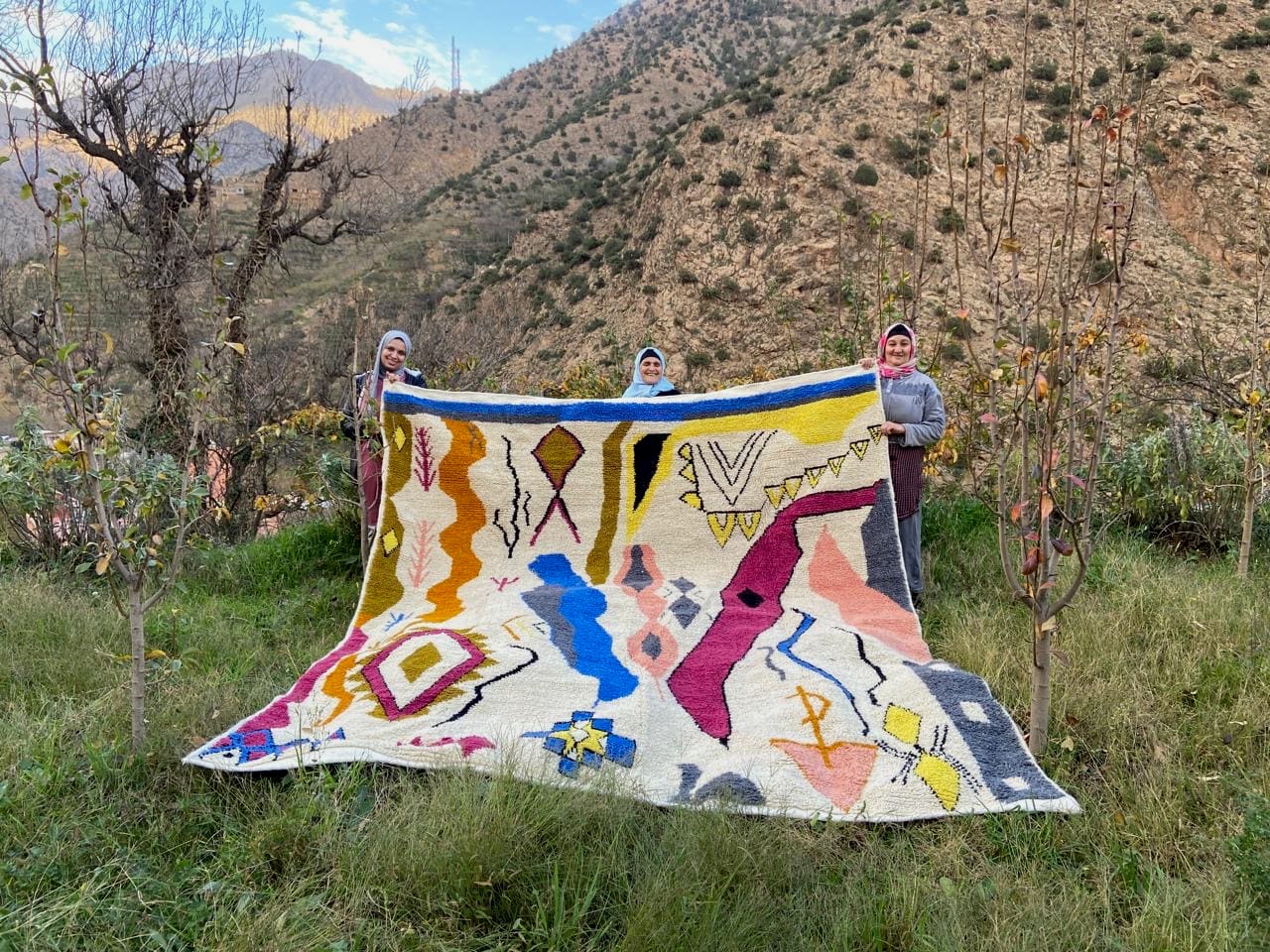 Handmade pileknot rug