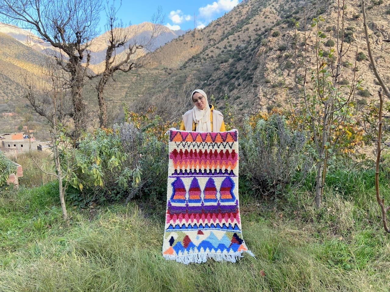Handmade pileknot rug