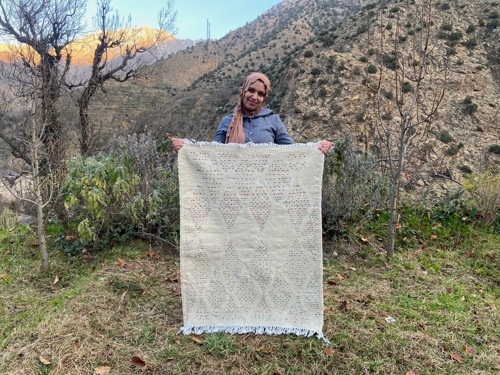 Handmade pileknot rug