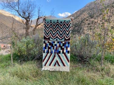Handmade pileknot rug
