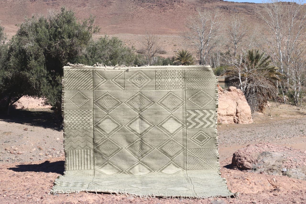  Hanbel  Brown, White Morocco