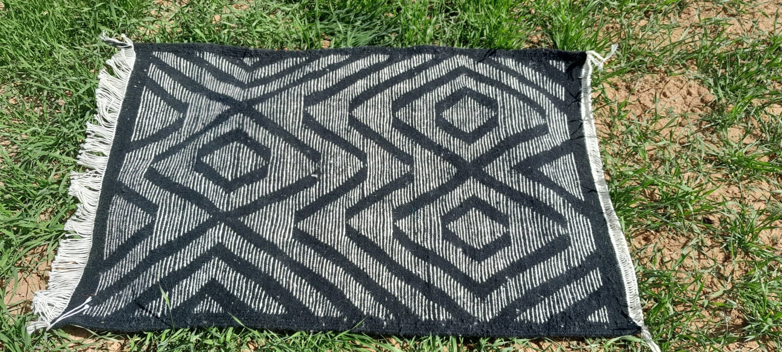 Handmade Moroccan Flatweave Rug