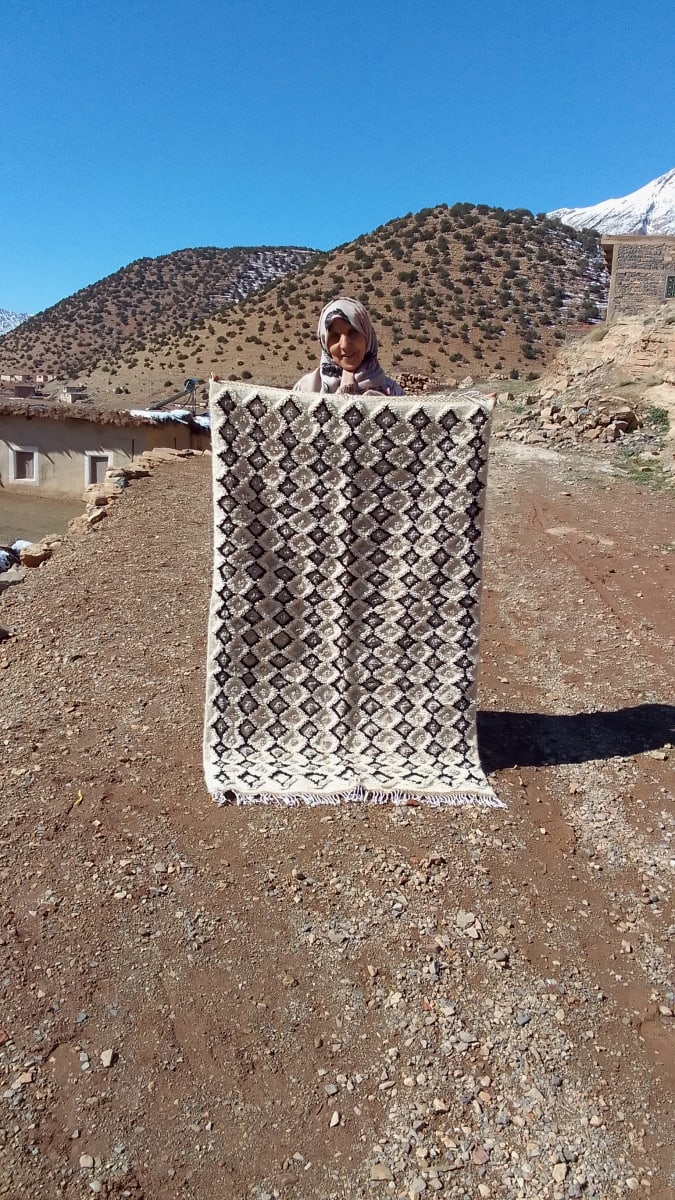  Beni Ourain Rug Wool  and Thread Colored Morocco