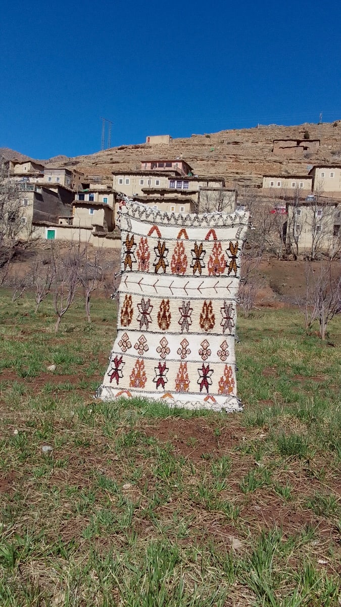  Beni Ourain Rug Wool  and Thread Colored Morocco