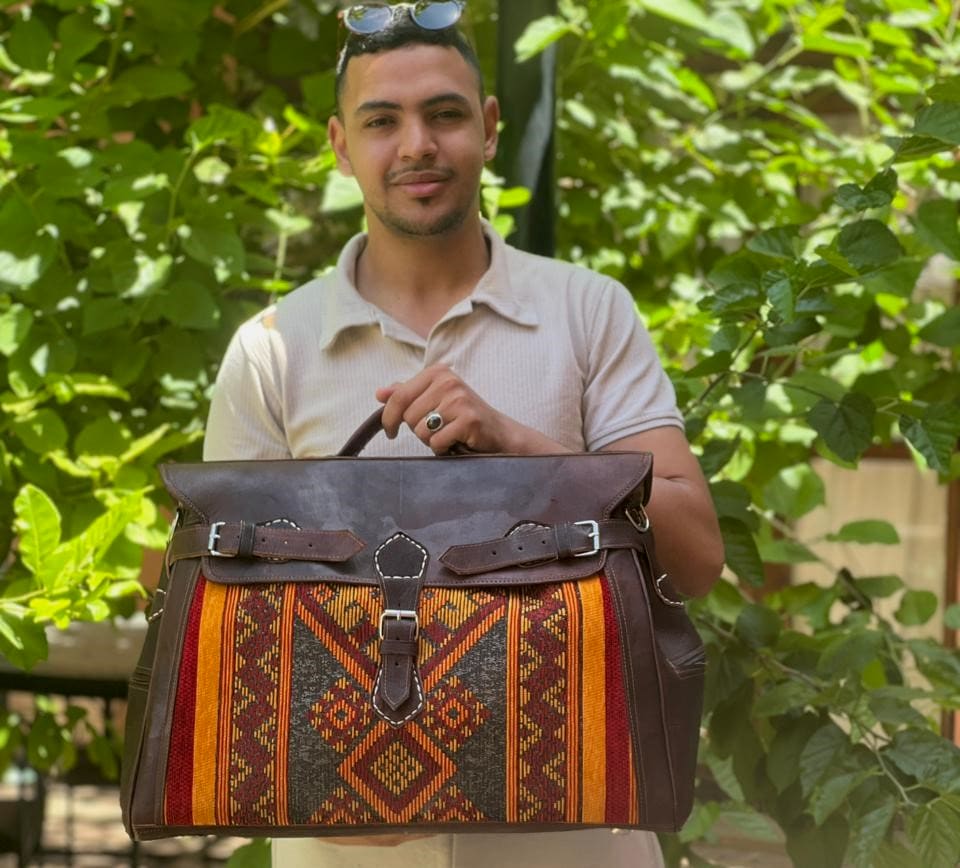  bag thread and leather Colored Morocco