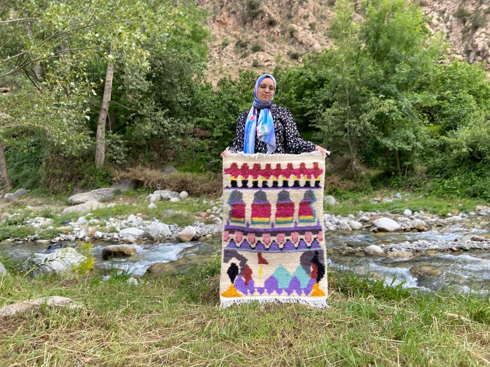 Handmade pileknot rug