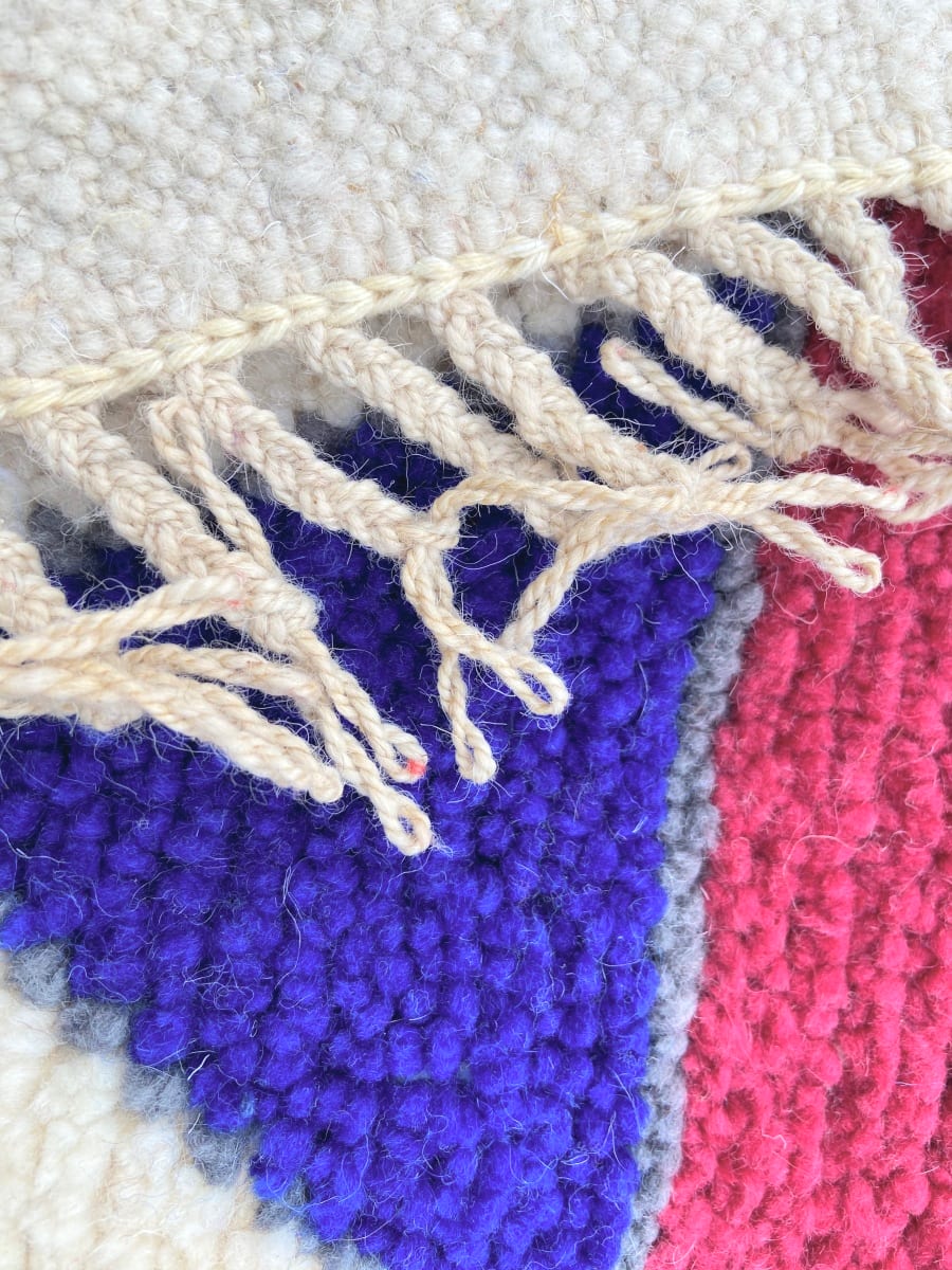 Handmade pileknot rug