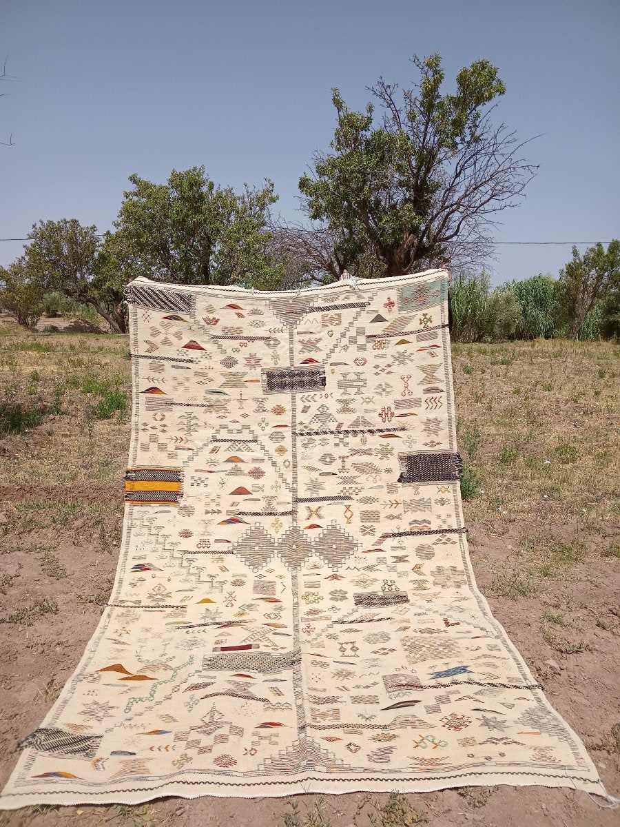 Handmade Moroccan Flatweave Rug