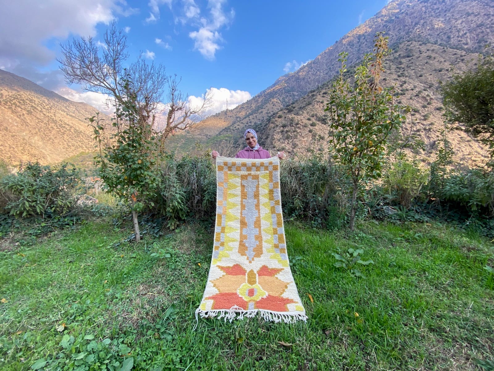  Handmade pileknot rug  Colored Morocco