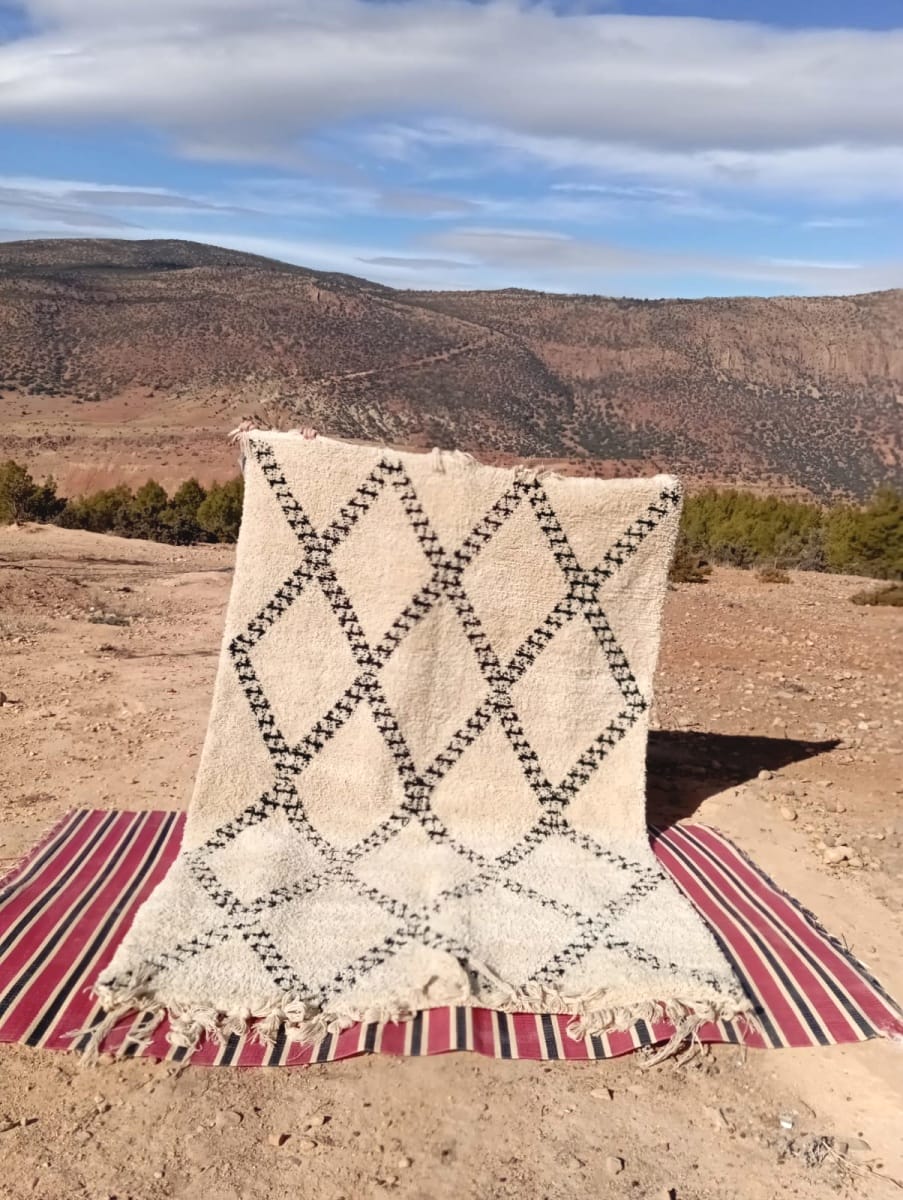  Pile Knot  Black, White Morocco