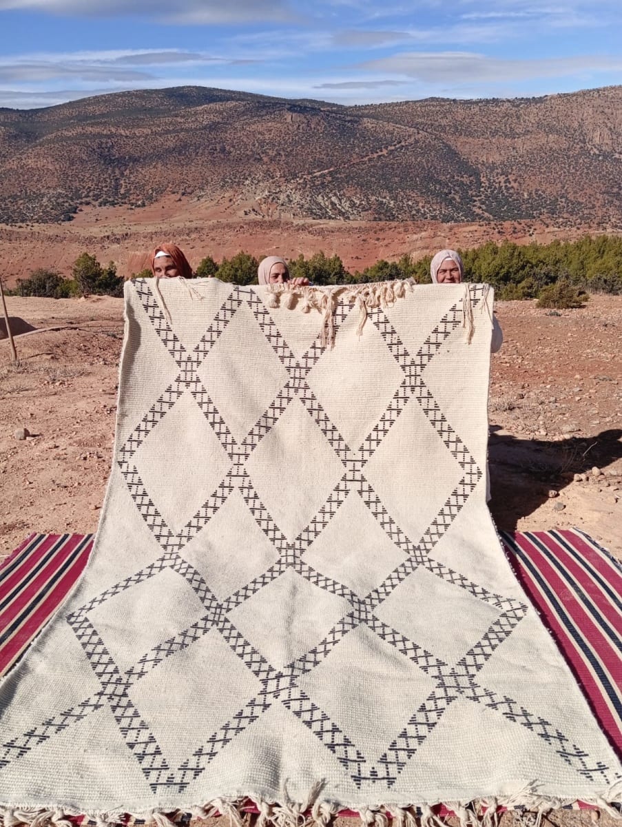  Pile Knot  Black, White Morocco