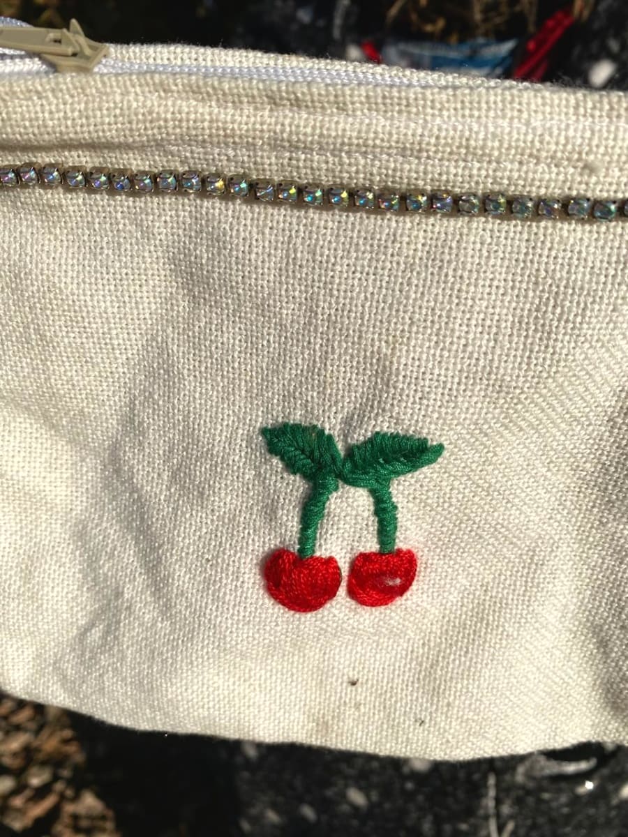  Emboidered wallet  Red, Green Morocco