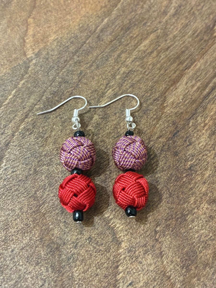  None  Red, Purple Morocco