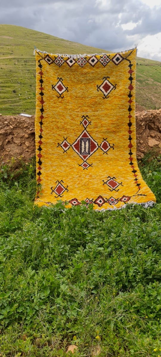  Pileknot rug Wool thread Colored Morocco