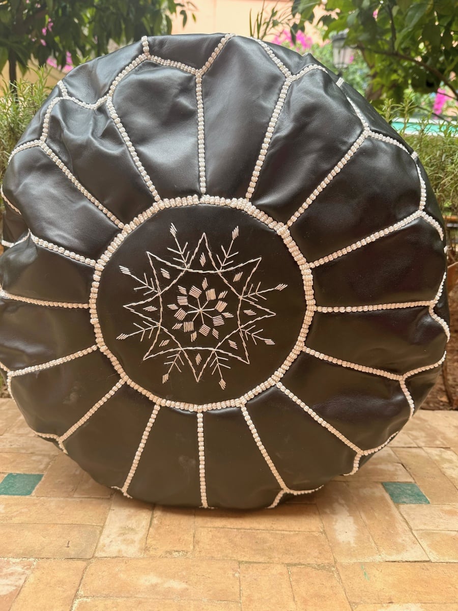  Pouf leather and Sabra silk Black, White Morocco