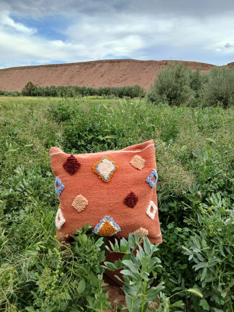 Handmade Pileknot Pillow