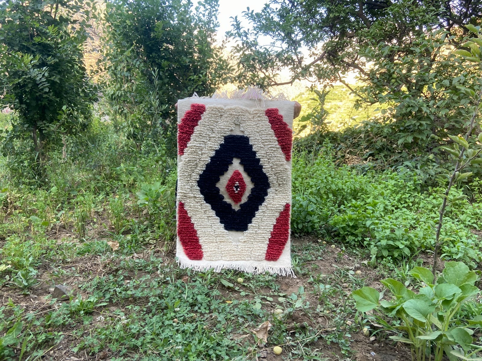 Handmade pileknot rug
