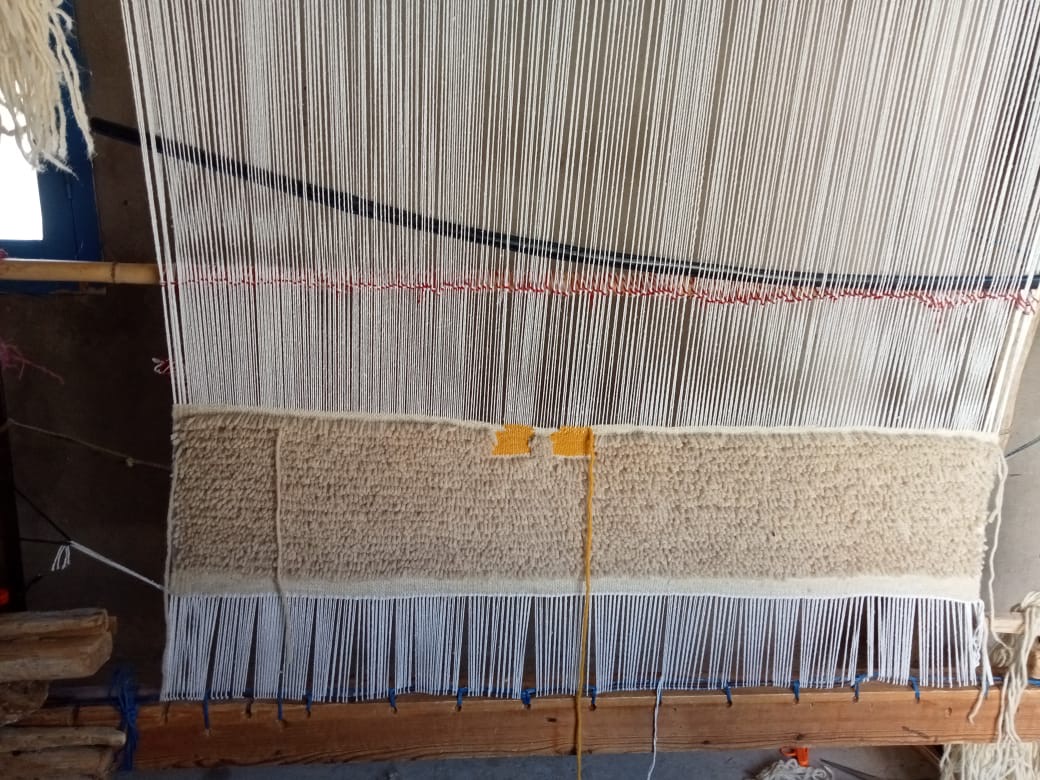 Handmade pileknot rug