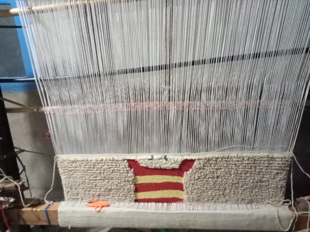 Handmade pileknot rug