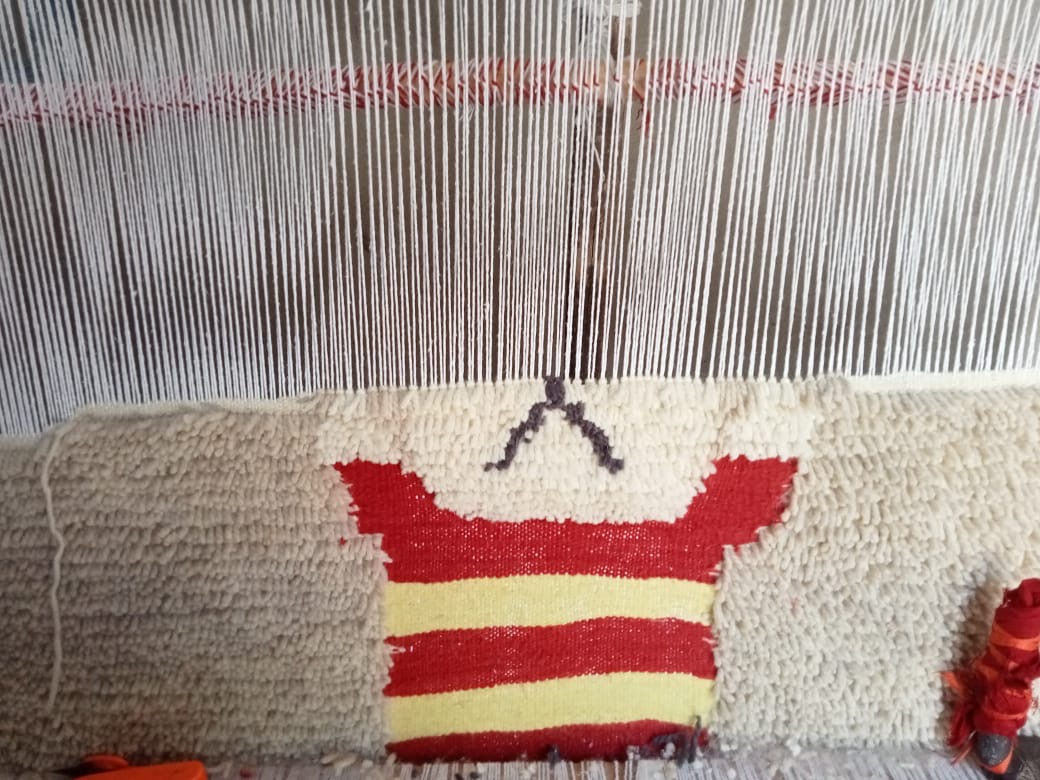 Handmade pileknot rug