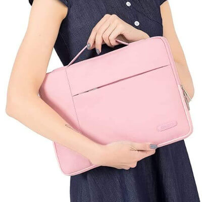 Pochette rose pour Macbook