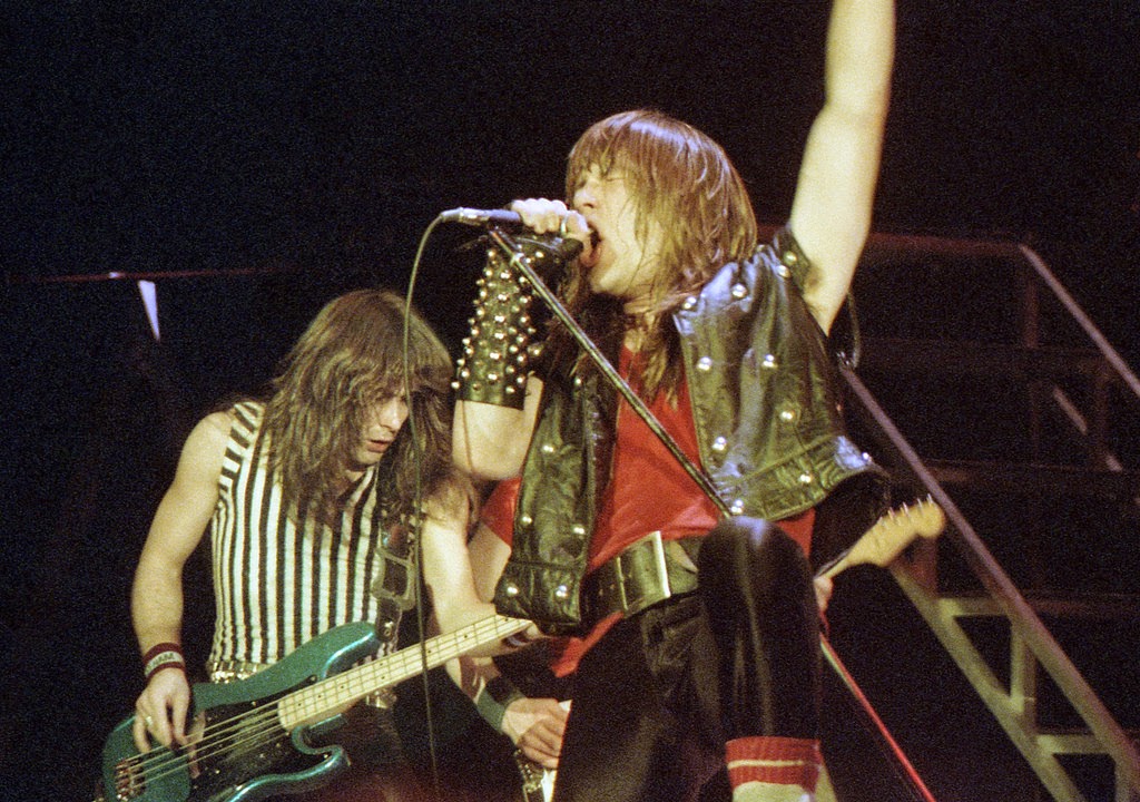 Steve & new boy Bruce on 'The Beast on the Road' 82