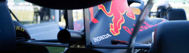 Red Bull rear wing