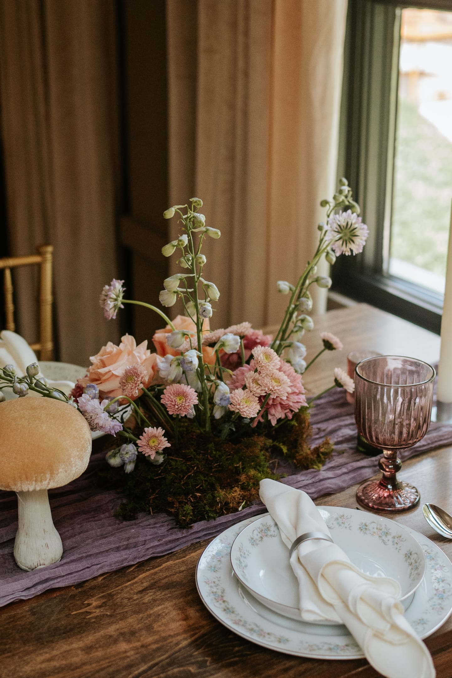Table setting at Sugar Lake Weddings