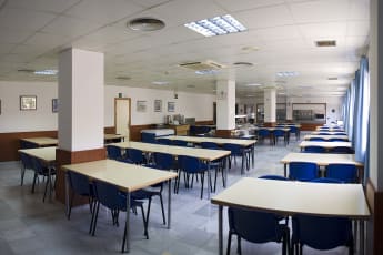 Albergue Inturjoven Almeria : communal lounge in the hostel Hostel Inturjoven Almeria in Spain