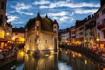 Auberge de jeunesse Hi Annecy : 