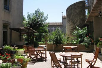 Hostels in France , France hostels - Hostelling International