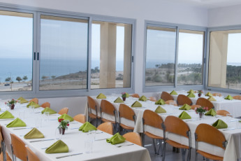 Ein Gedi : Dining room in the Ein Gedi hostel in Israel