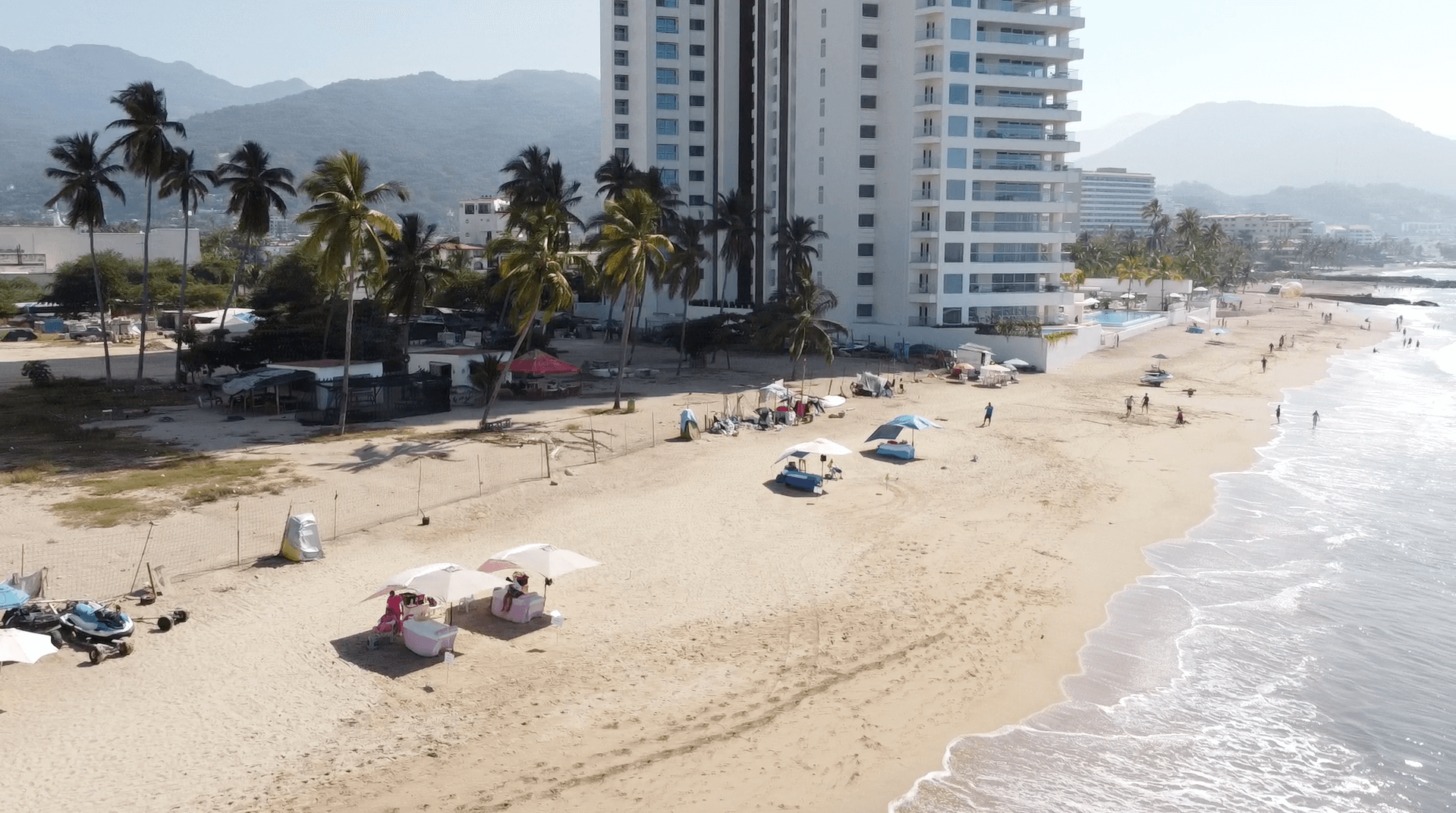 Las Glorias Beach 2