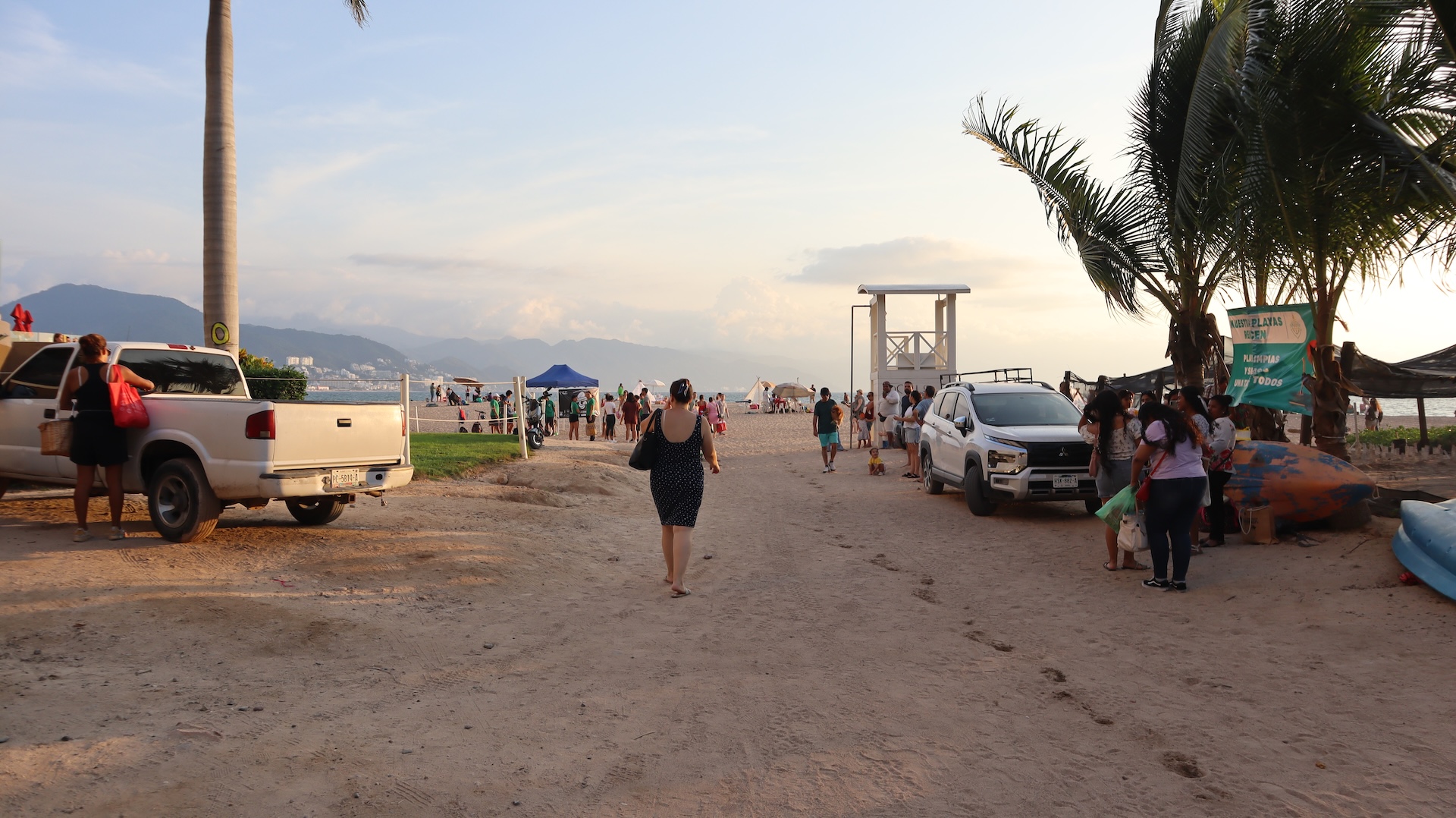 Holi Beach 2