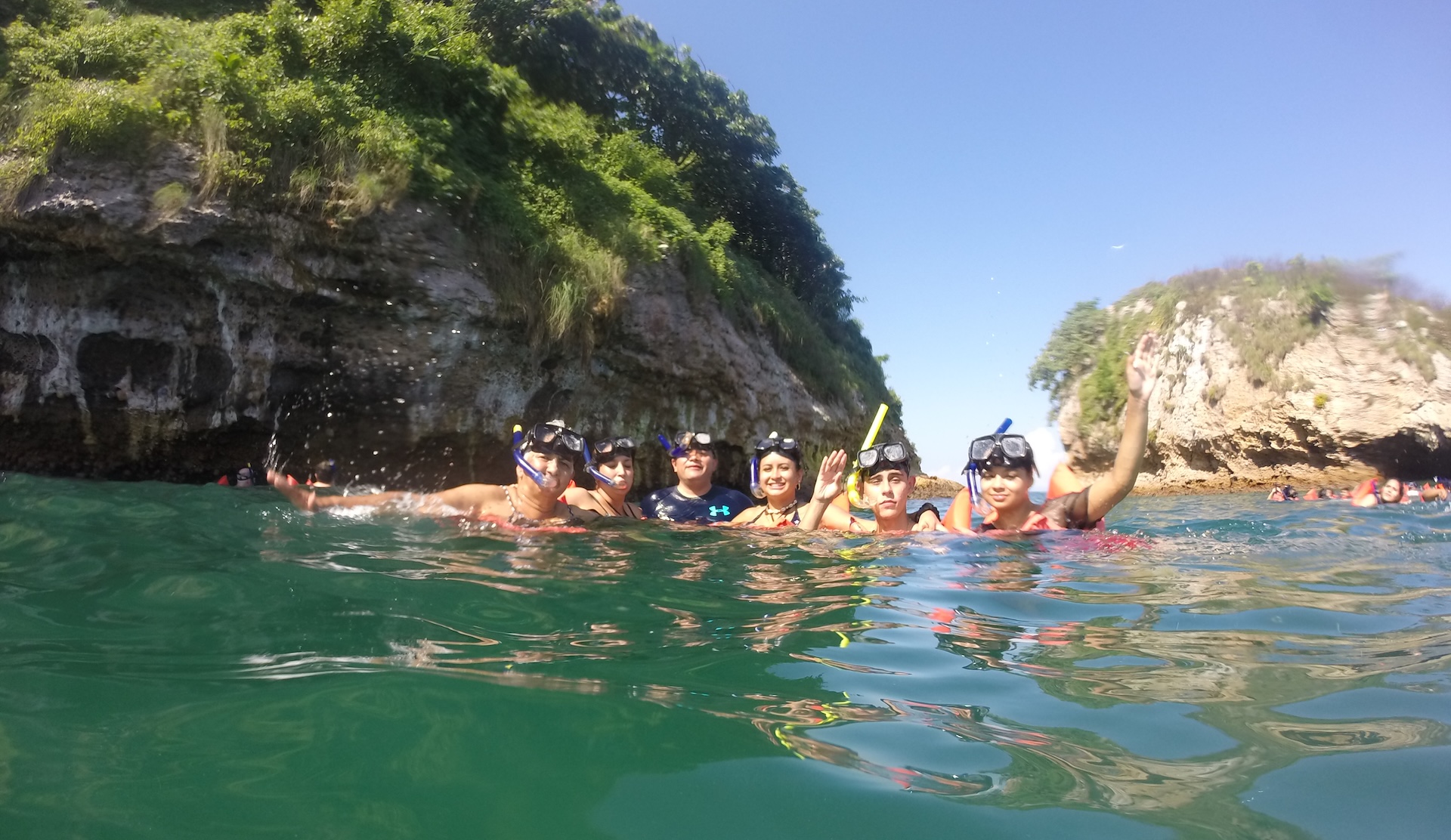 Paseo en catamaran Majahuitas y Yelapa 4