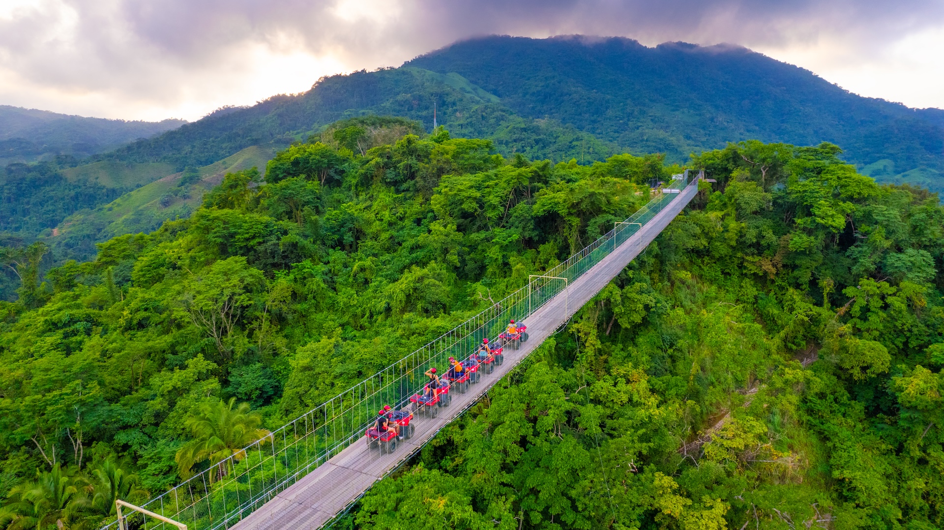 Paso en ATV con Puente Colgante Doble 3